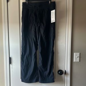 Lululemon Dance studio Mid-rise pant- short inseam size 8